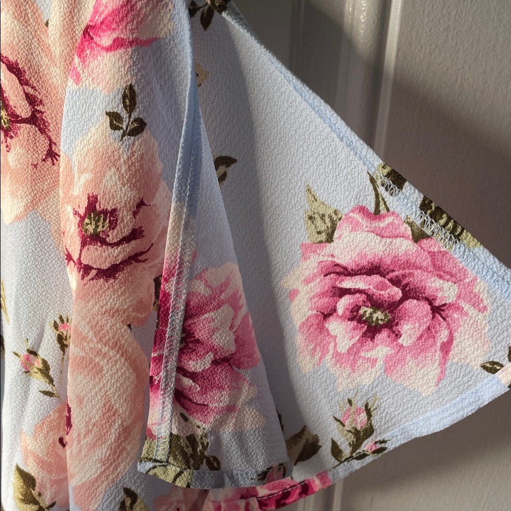 Magnolia Skye Floral Top in Light Blue, Pink & Green - Picture 6 of 8